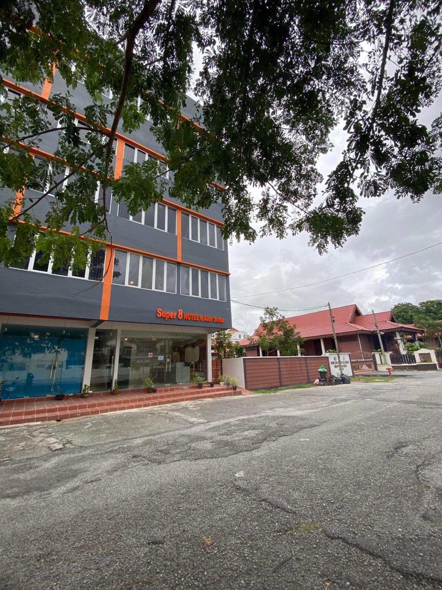 Super 8 Hotel Alor Setar Bagian luar foto